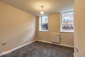 Flat 4 Bedroom 1- click for photo gallery
